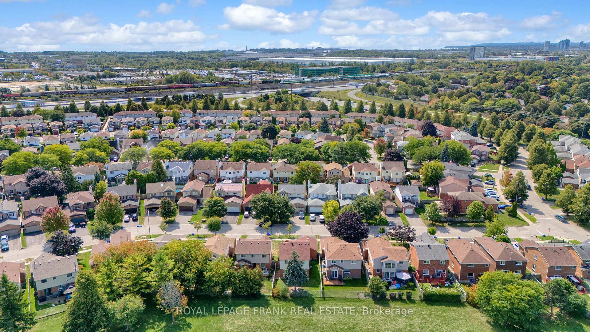 Photo 40 of 16 Reed Drive, Ajax, Central — HOMEH