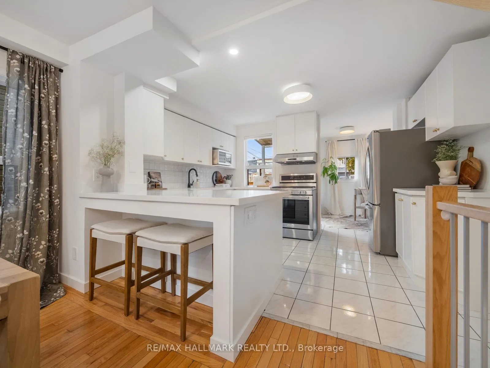 Photo 7 of 38 Larchmount Avenue, Toronto, South Riverdale — HOMEH
