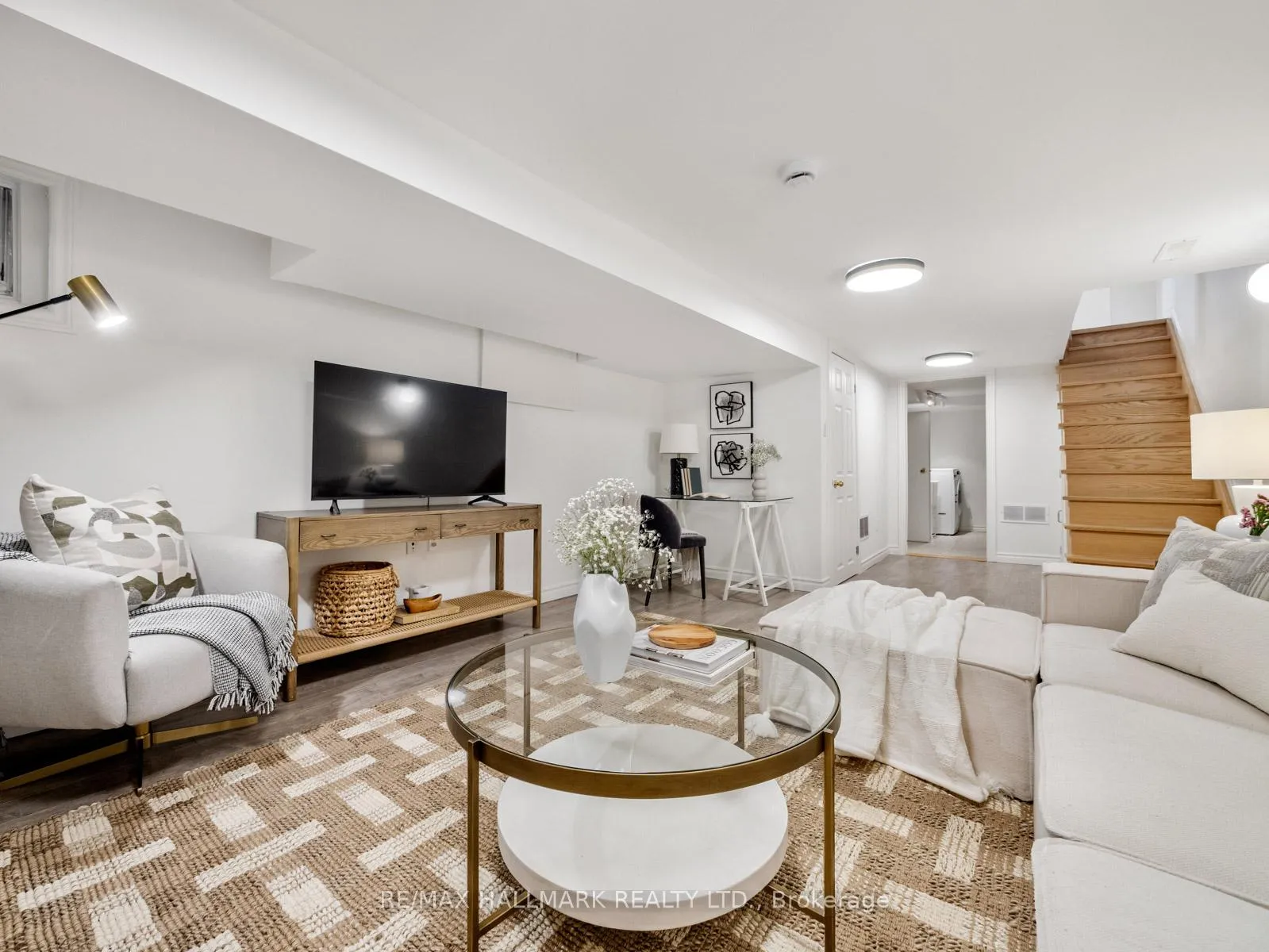 Photo 21 of 38 Larchmount Avenue, Toronto, South Riverdale — HOMEH