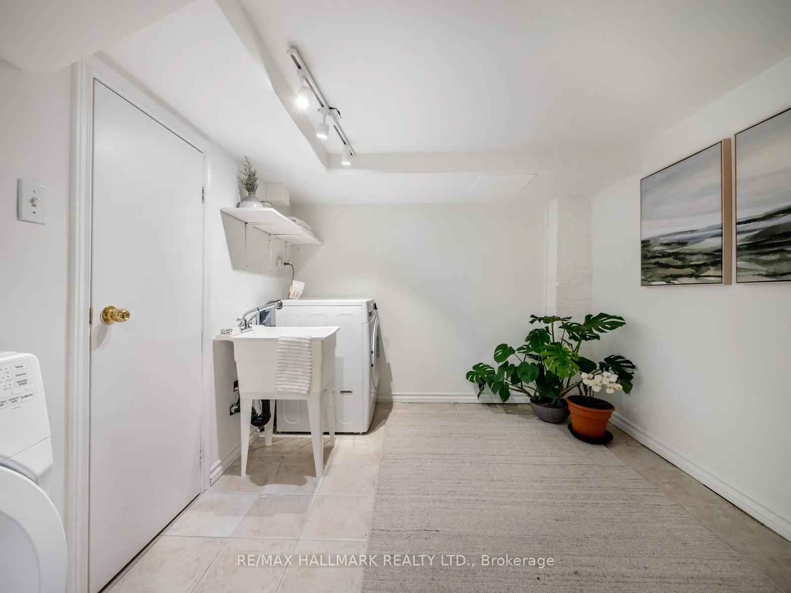 Photo 25 of 38 Larchmount Avenue, Toronto, South Riverdale — HOMEH