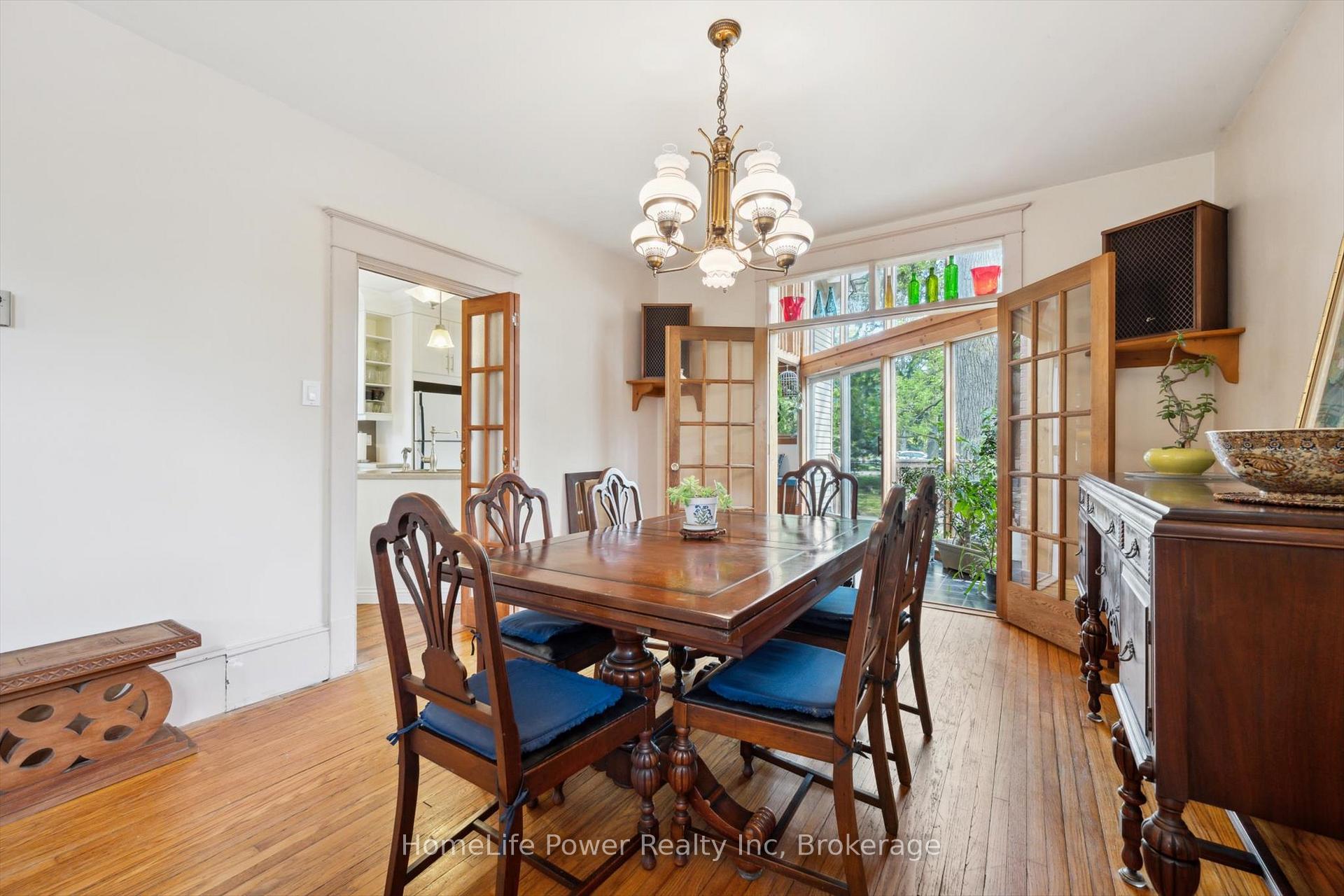 Photo 7 of 44 Dean Avenue, Guelph, Dovercliffe Park/Old University — HOMEH