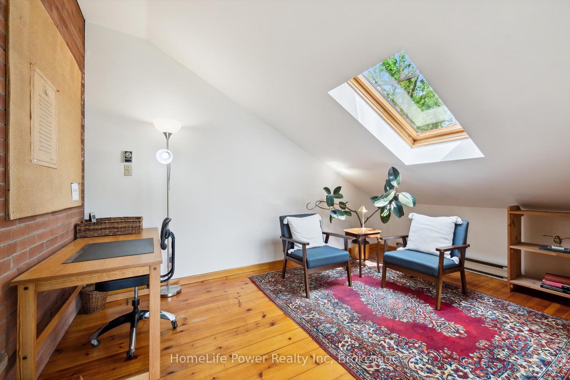 Photo 16 of 44 Dean Avenue, Guelph, Dovercliffe Park/Old University — HOMEH
