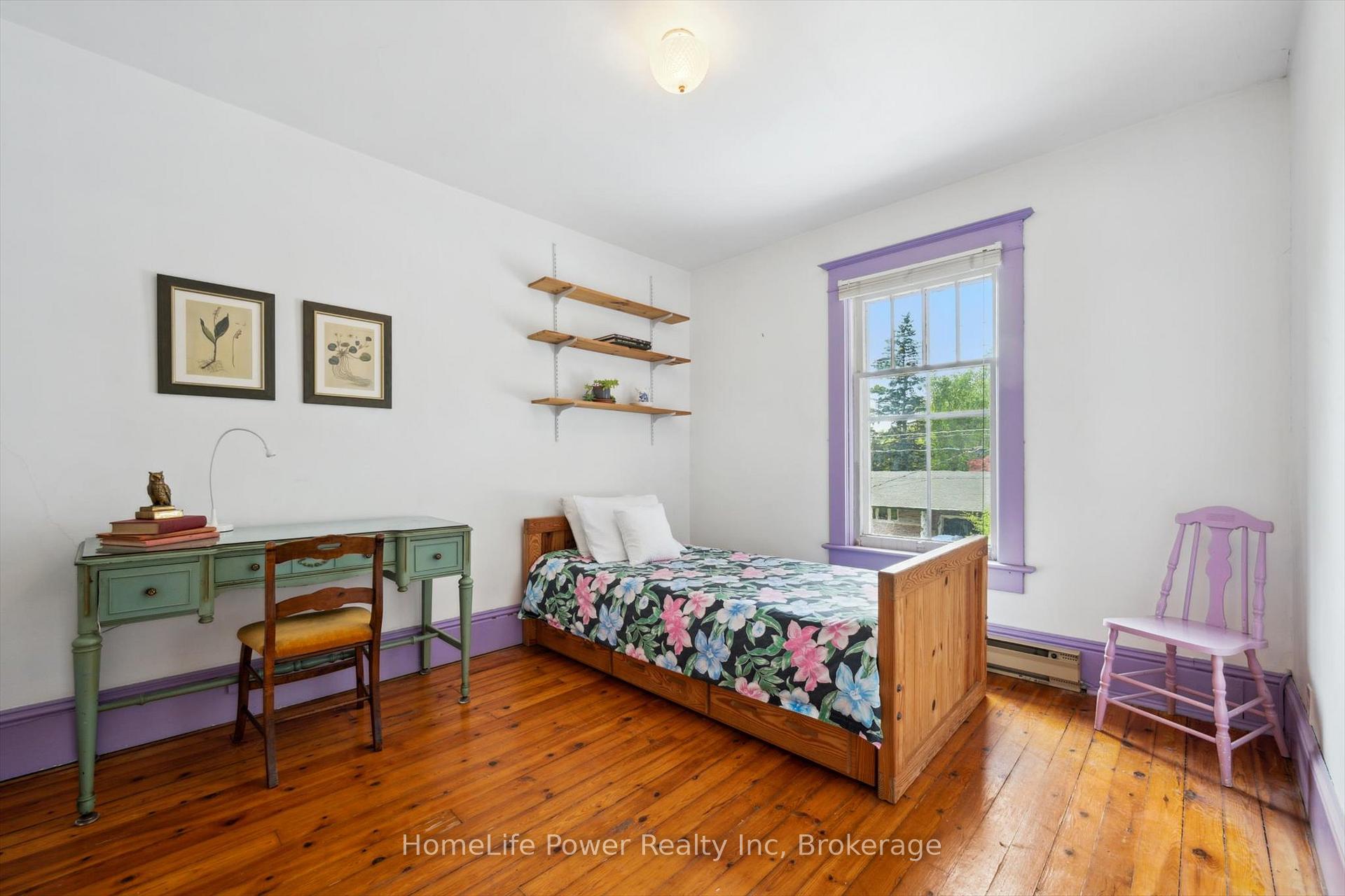 Photo 20 of 44 Dean Avenue, Guelph, Dovercliffe Park/Old University — HOMEH