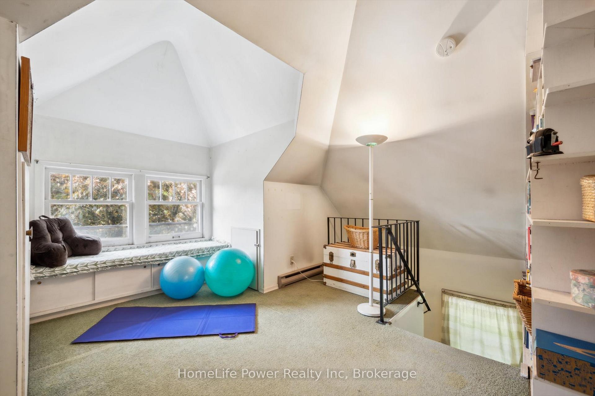 Photo 26 of 44 Dean Avenue, Guelph, Dovercliffe Park/Old University — HOMEH