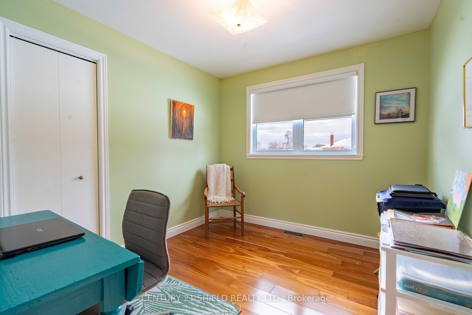 Photo 6 of 434 Bellevue Crescent, Cornwall — HOMEH