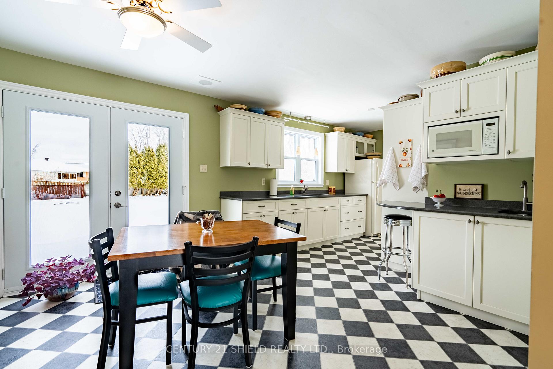 Photo 16 of 434 Bellevue Crescent, Cornwall — HOMEH