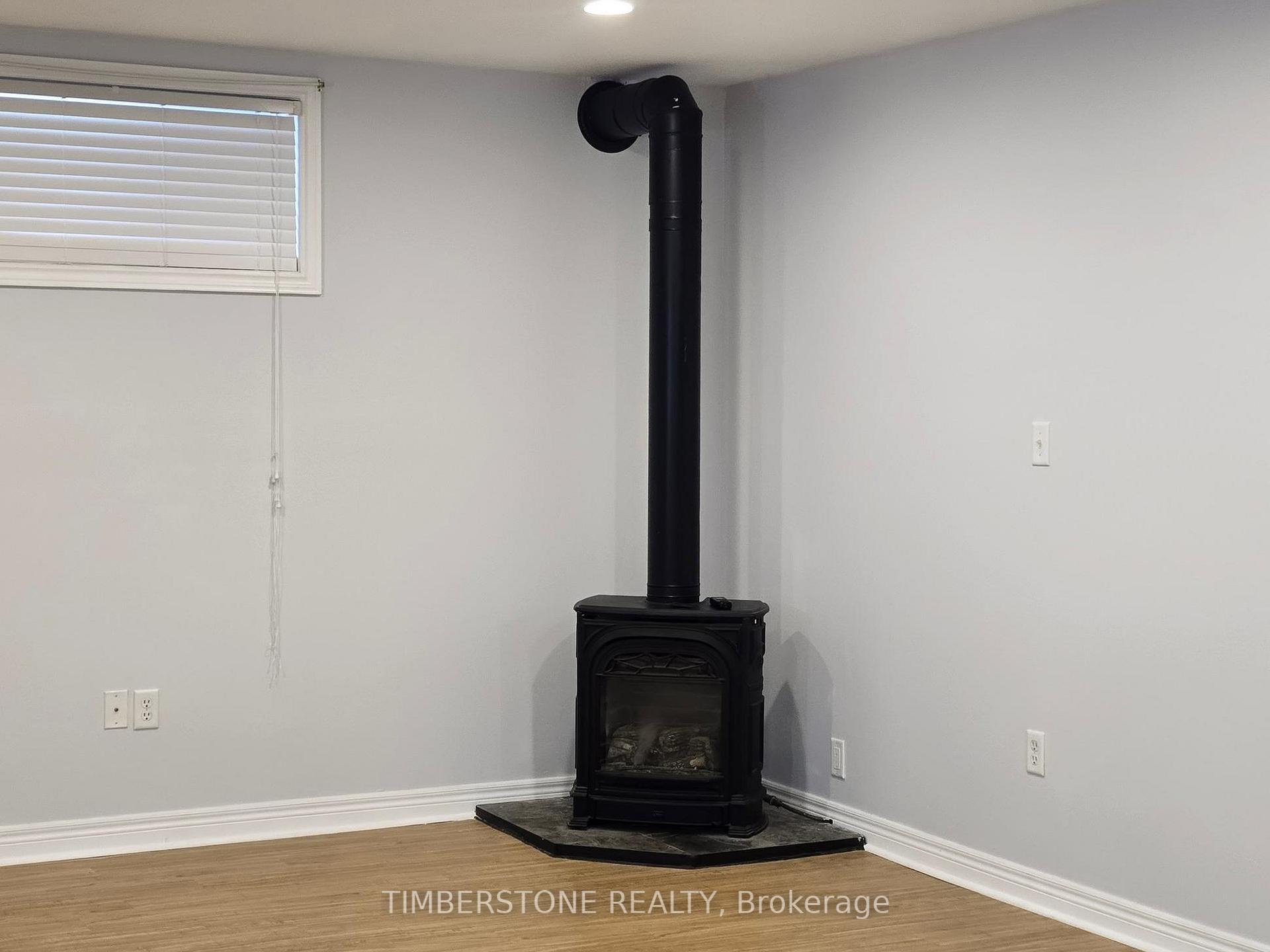 Photo 10 of Unit Lower, 1 Mailey Lane, Barrie, Edgehill Drive — HOMEH
