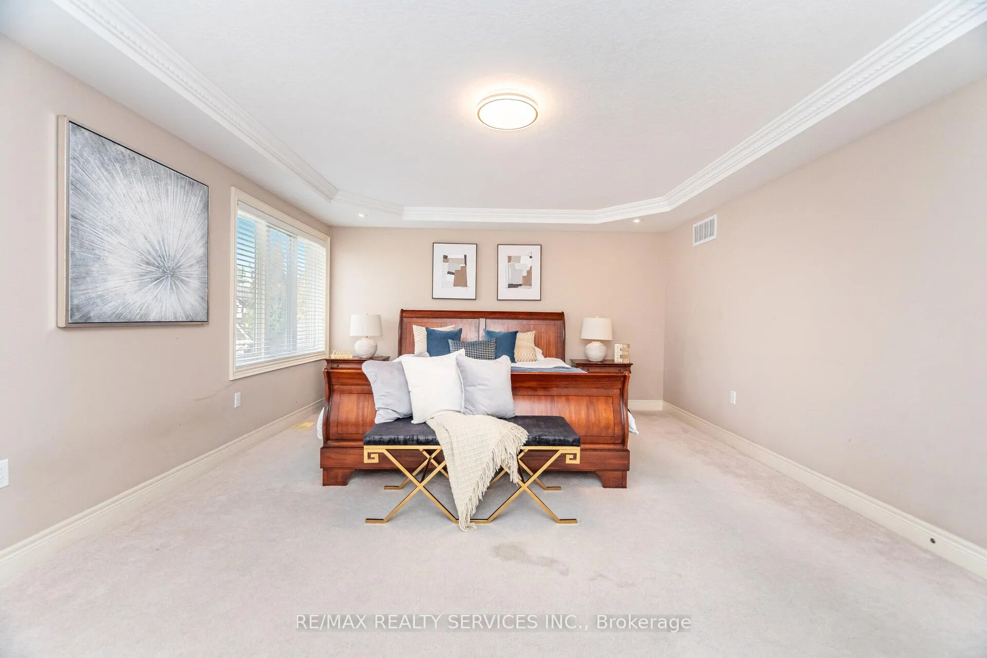 Photo 24 of 9 Lorupe Court, Hamilton, Ancaster — HOMEH