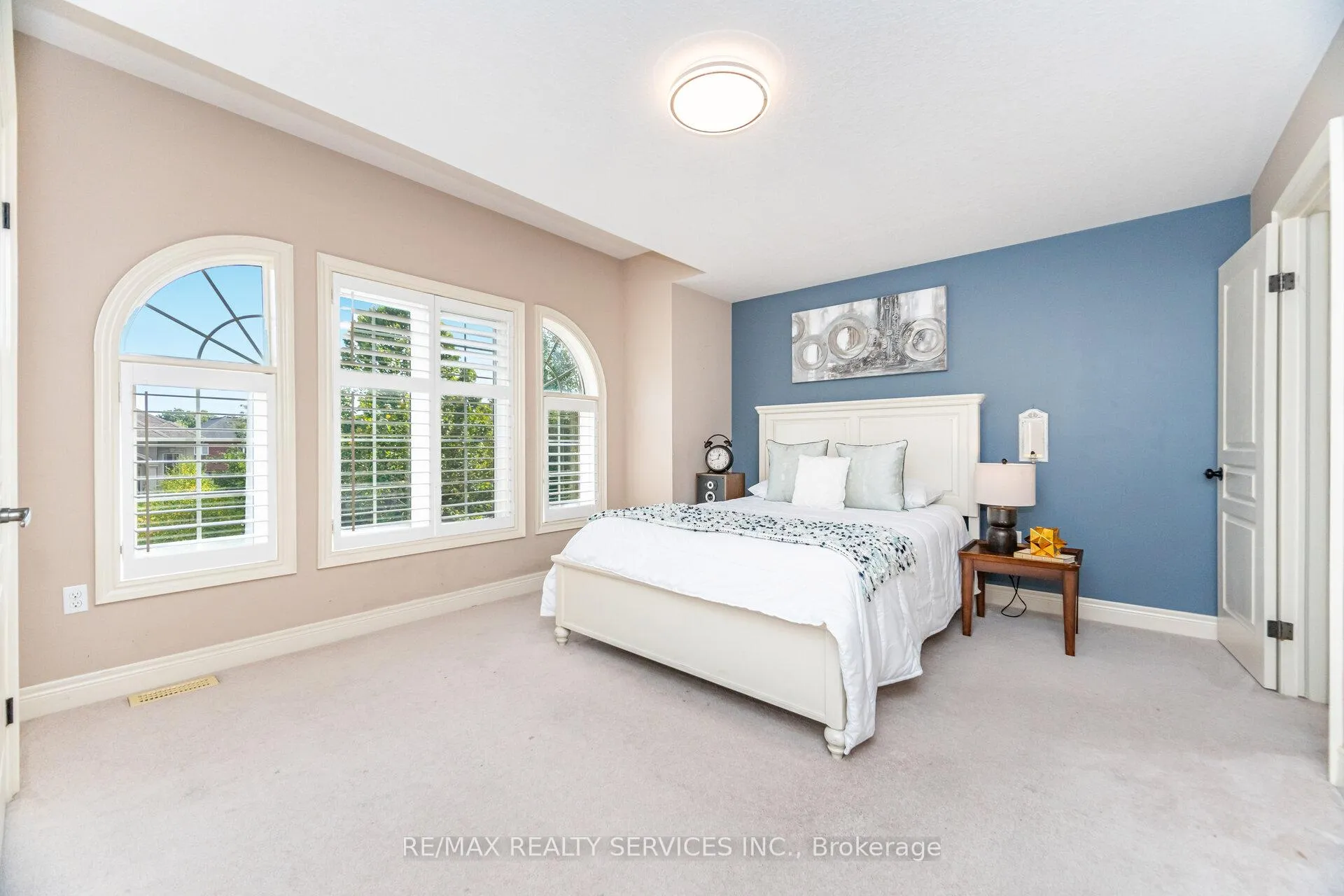 Photo 30 of 9 Lorupe Court, Hamilton, Ancaster — HOMEH