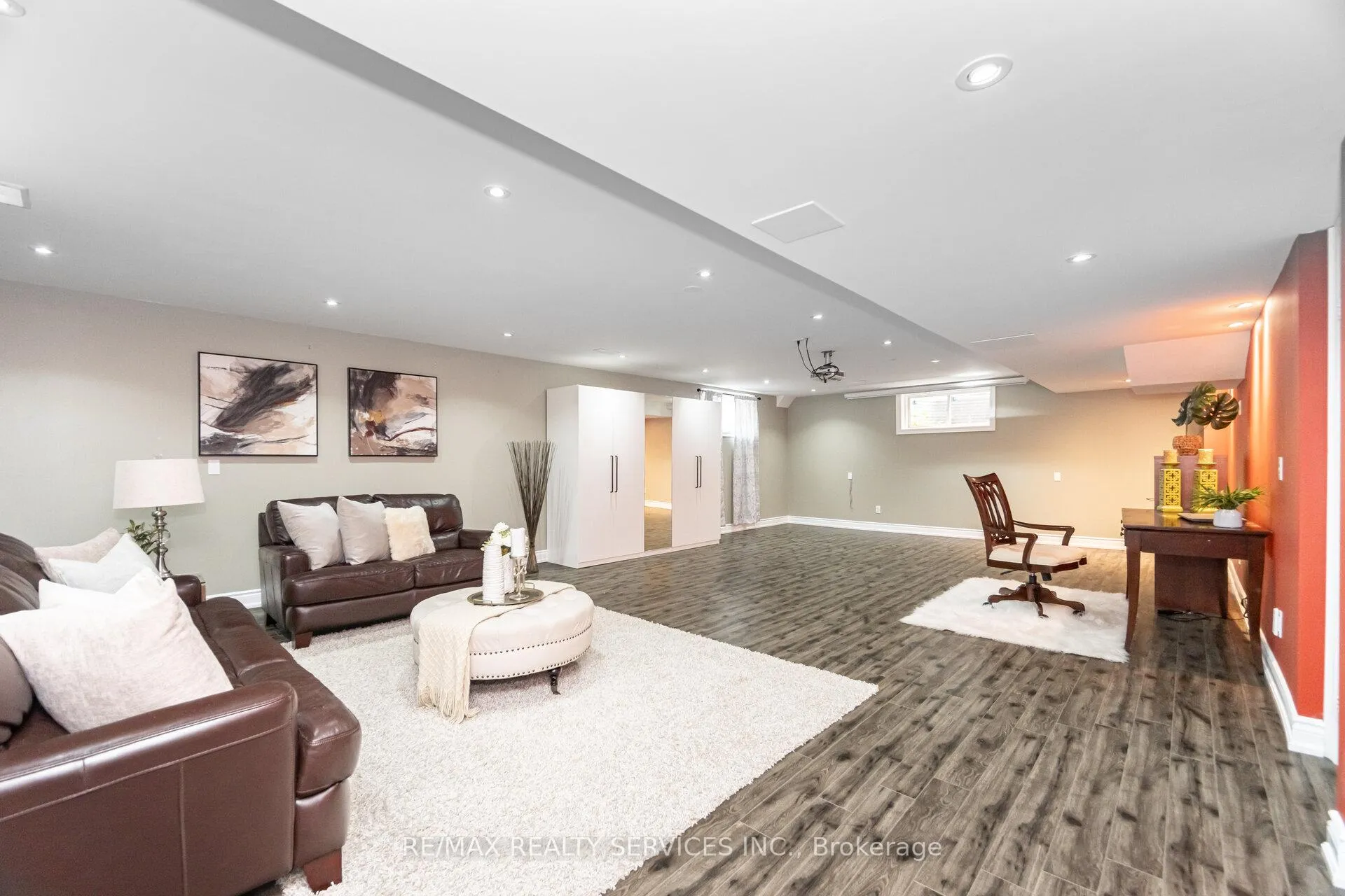 Photo 40 of 9 Lorupe Court, Hamilton, Ancaster — HOMEH