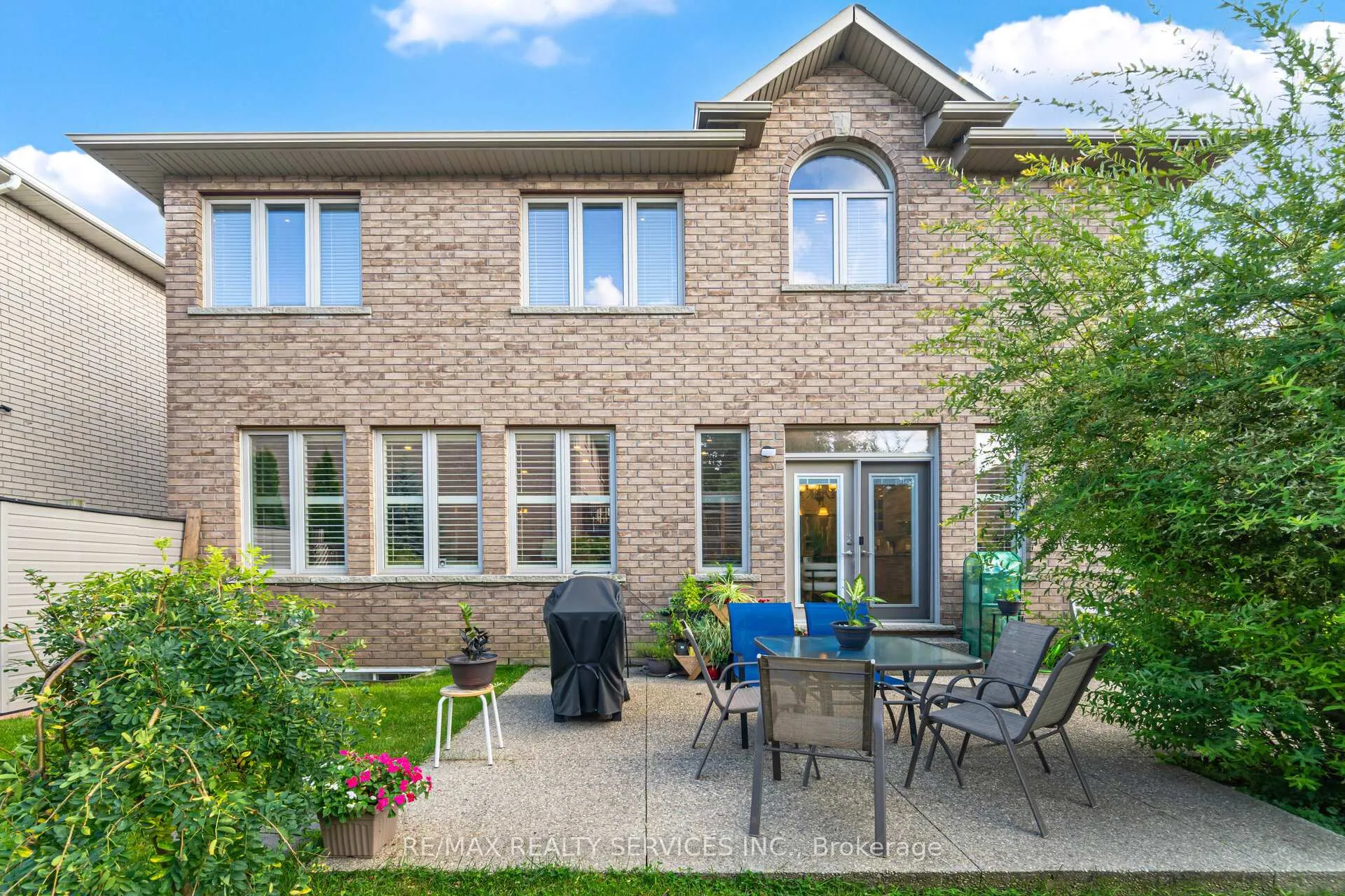Photo 50 of 9 Lorupe Court, Hamilton, Ancaster — HOMEH