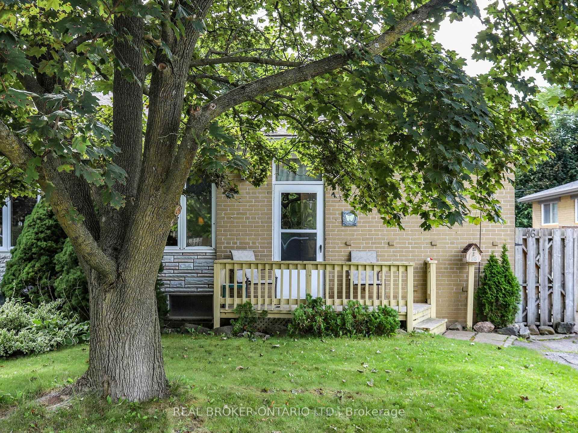 Photo 1 of 16 Bailey Crescent, Aurora, Aurora Highlands — HOMEH