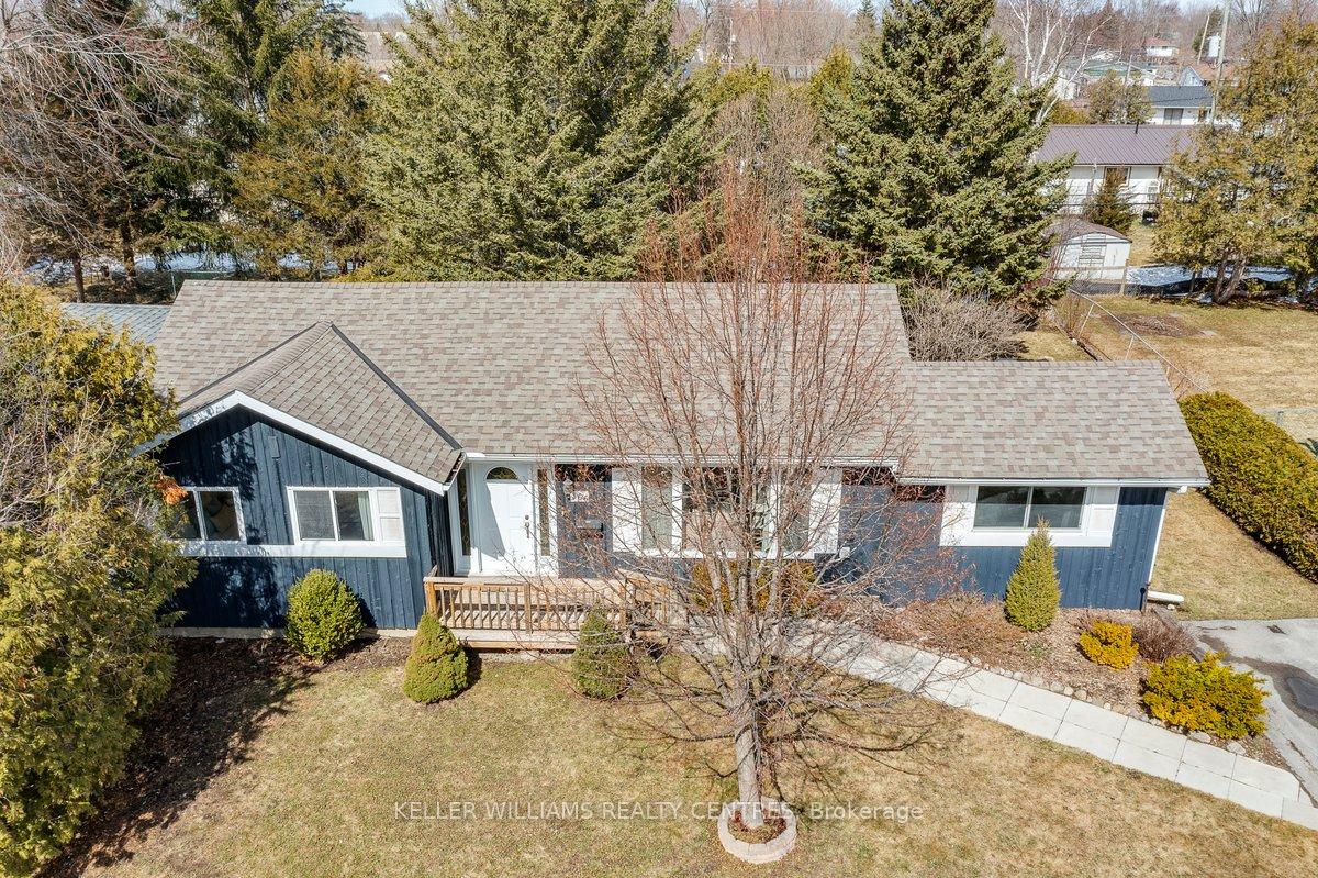 Photo 3 of 366 Adeline Drive, Georgina, Keswick South — HOMEH