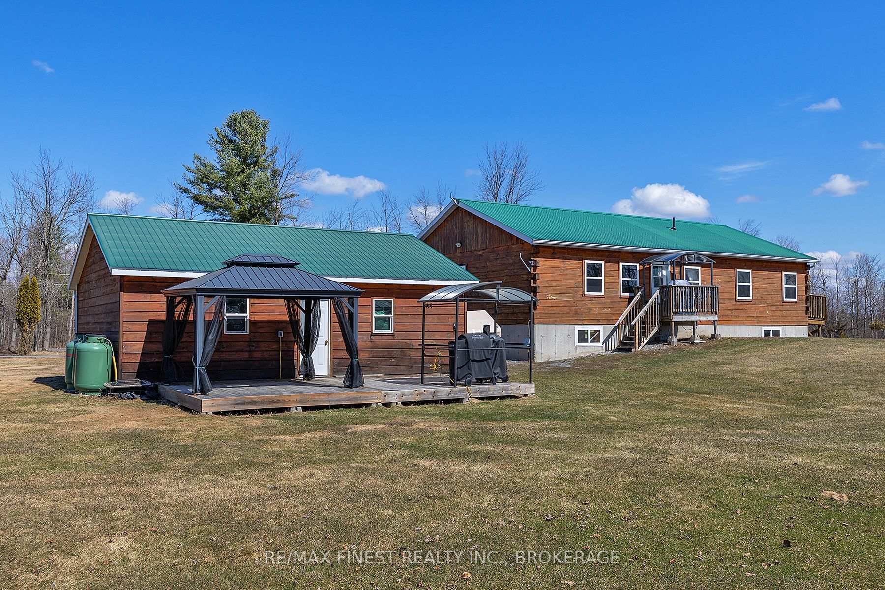 Photo 4 of 404 Dean Smith Road Drive, Frontenac, Frontenac South — HOMEH