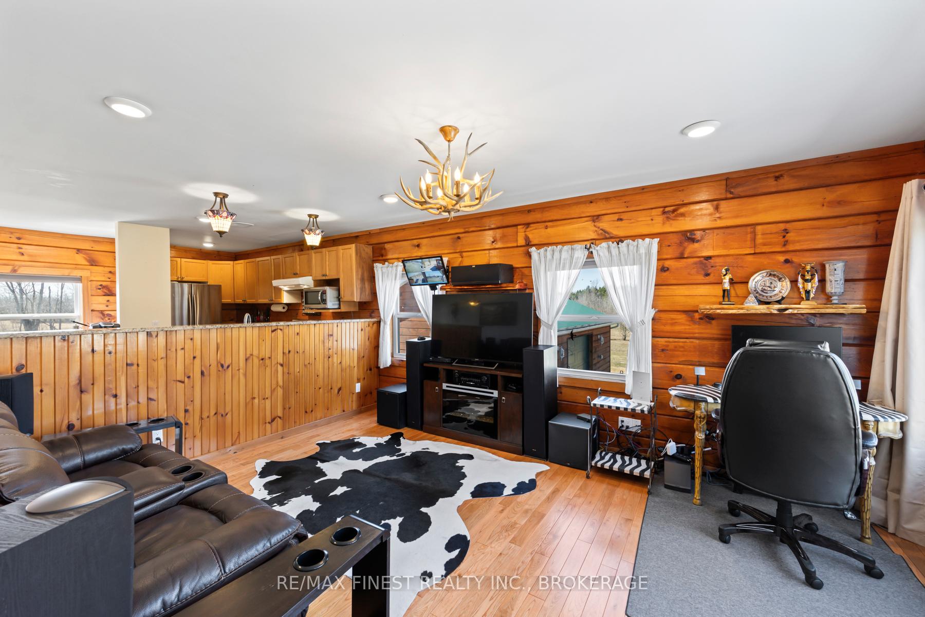 Photo 8 of 404 Dean Smith Road Drive, Frontenac, Frontenac South — HOMEH