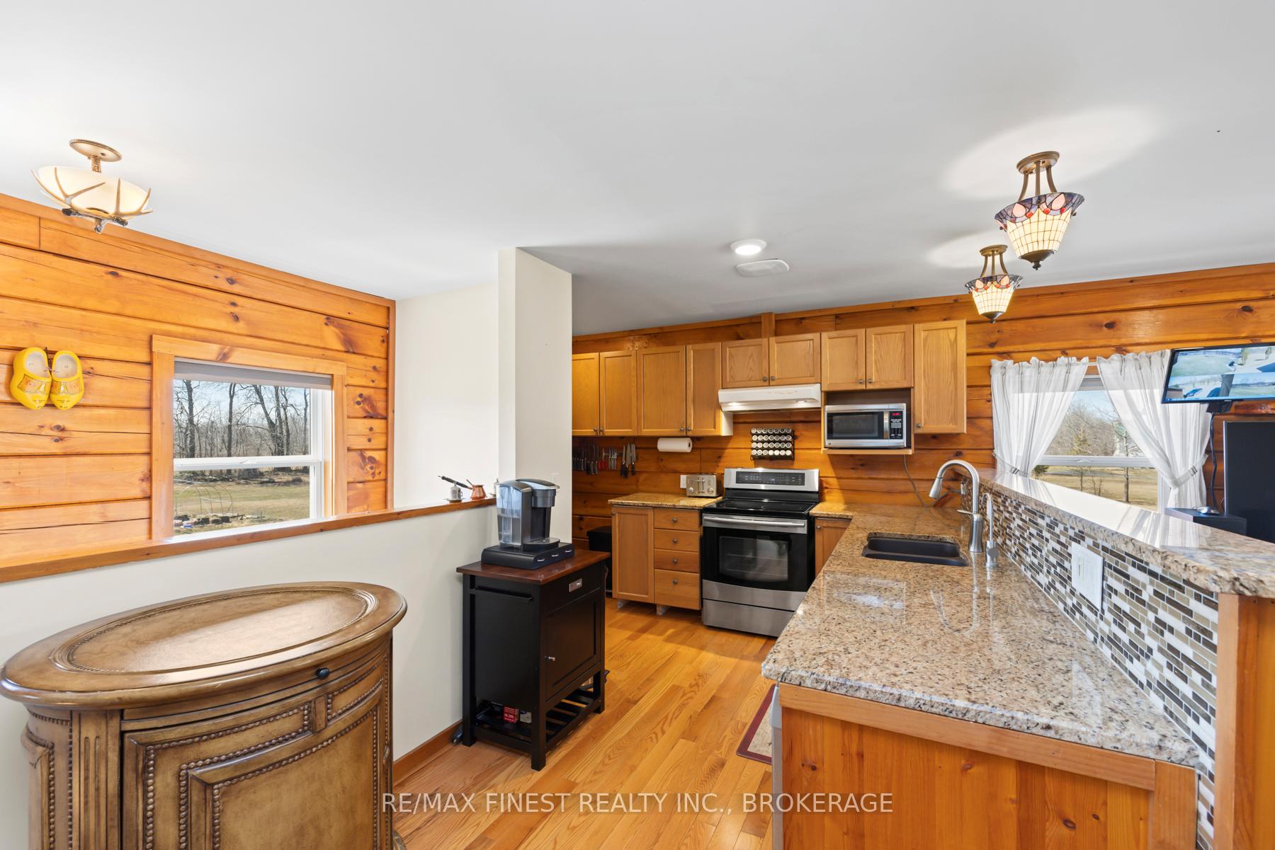 Photo 12 of 404 Dean Smith Road Drive, Frontenac, Frontenac South — HOMEH