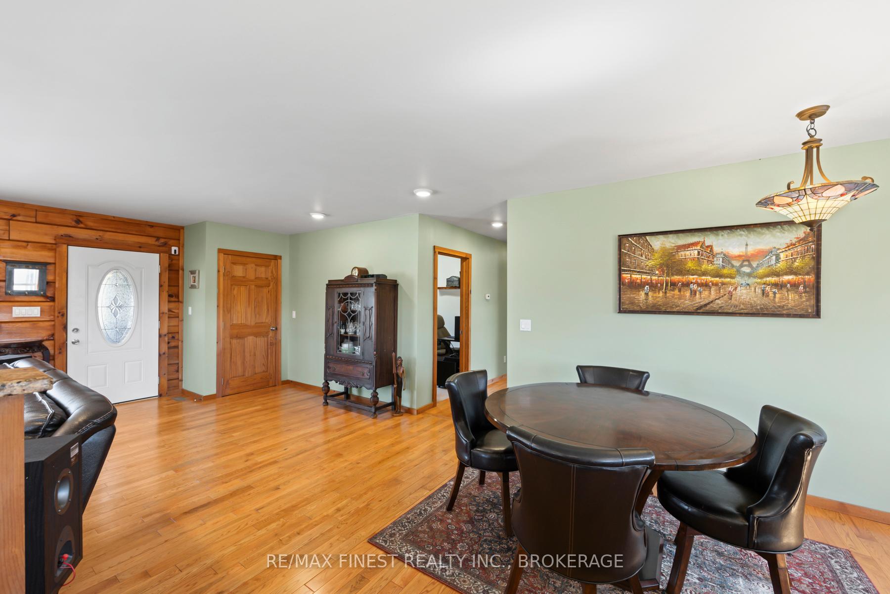 Photo 16 of 404 Dean Smith Road Drive, Frontenac, Frontenac South — HOMEH