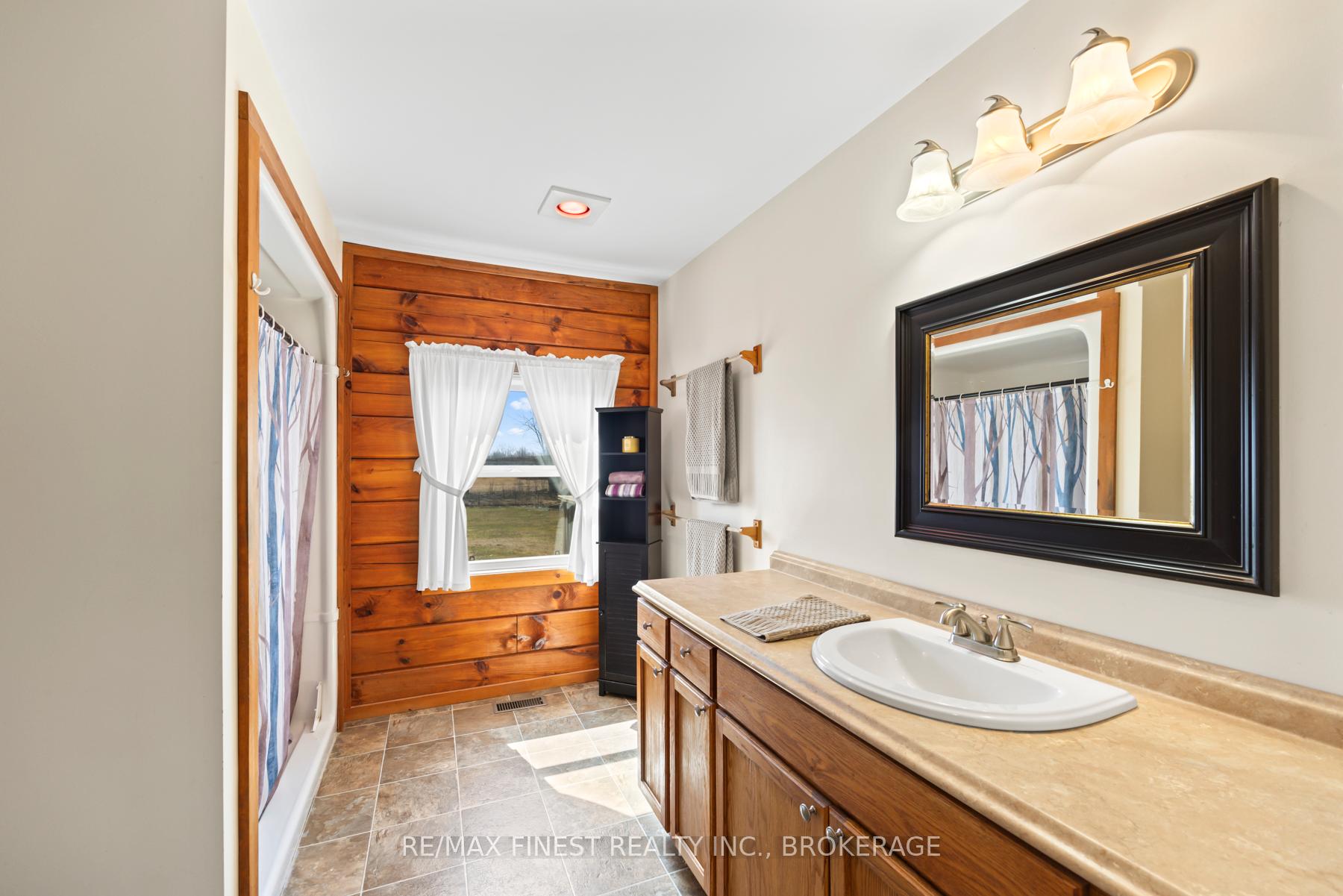Photo 22 of 404 Dean Smith Road Drive, Frontenac, Frontenac South — HOMEH