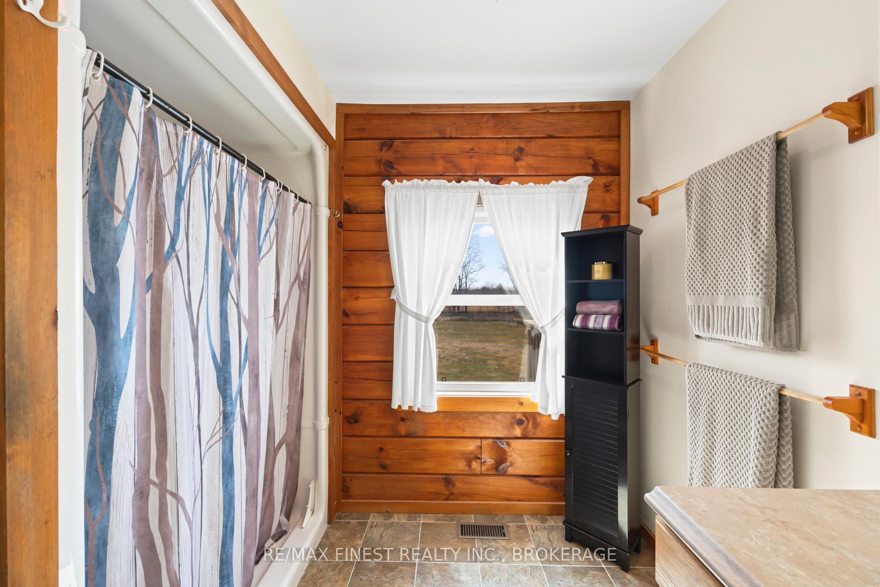 Photo 23 of 404 Dean Smith Road Drive, Frontenac, Frontenac South — HOMEH