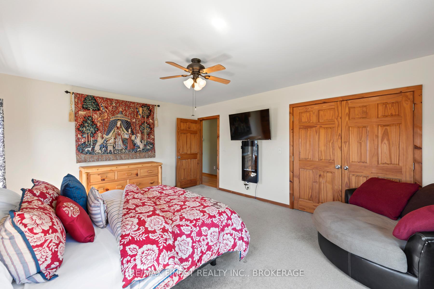 Photo 28 of 404 Dean Smith Road Drive, Frontenac, Frontenac South — HOMEH