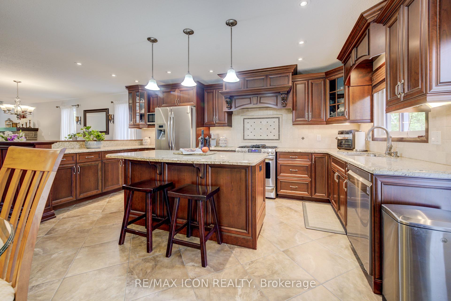 Photo 14 of 165 Municipal Street, Guelph, Dovercliffe Park/Old University — HOMEH