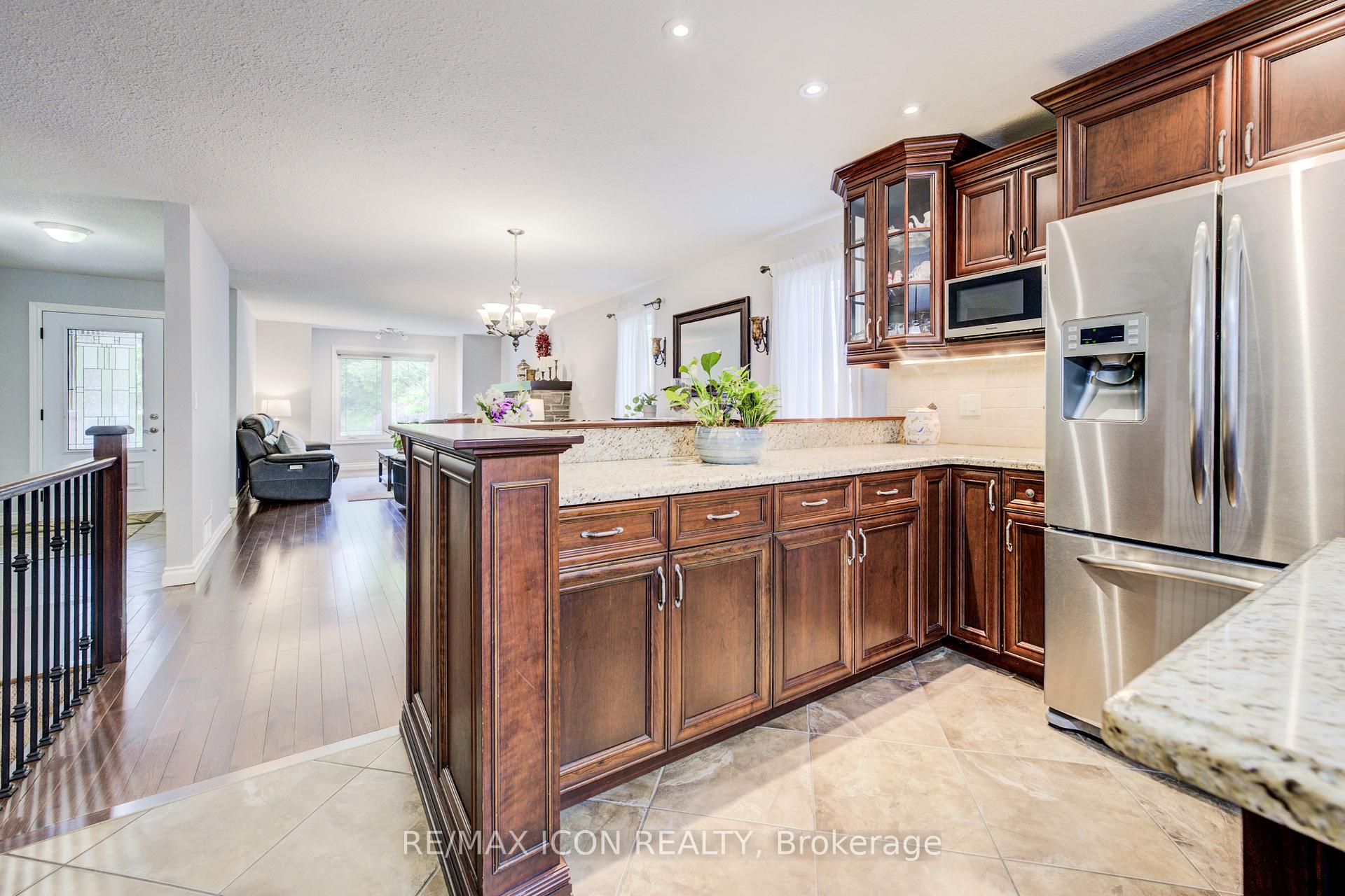 Photo 16 of 165 Municipal Street, Guelph, Dovercliffe Park/Old University — HOMEH