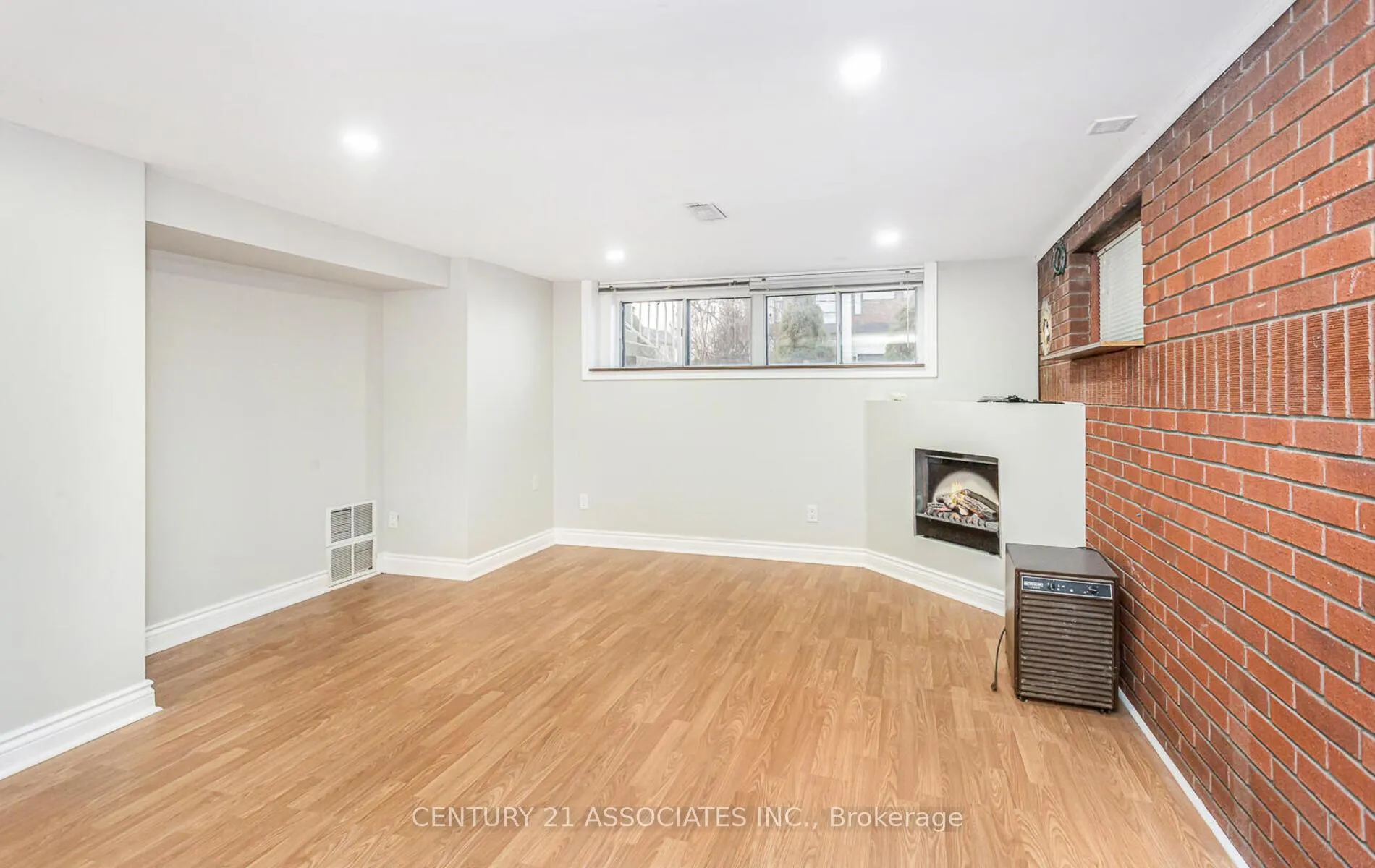 Photo 29 of 1338 Waverly Avenue, Oakville, West — HOMEH