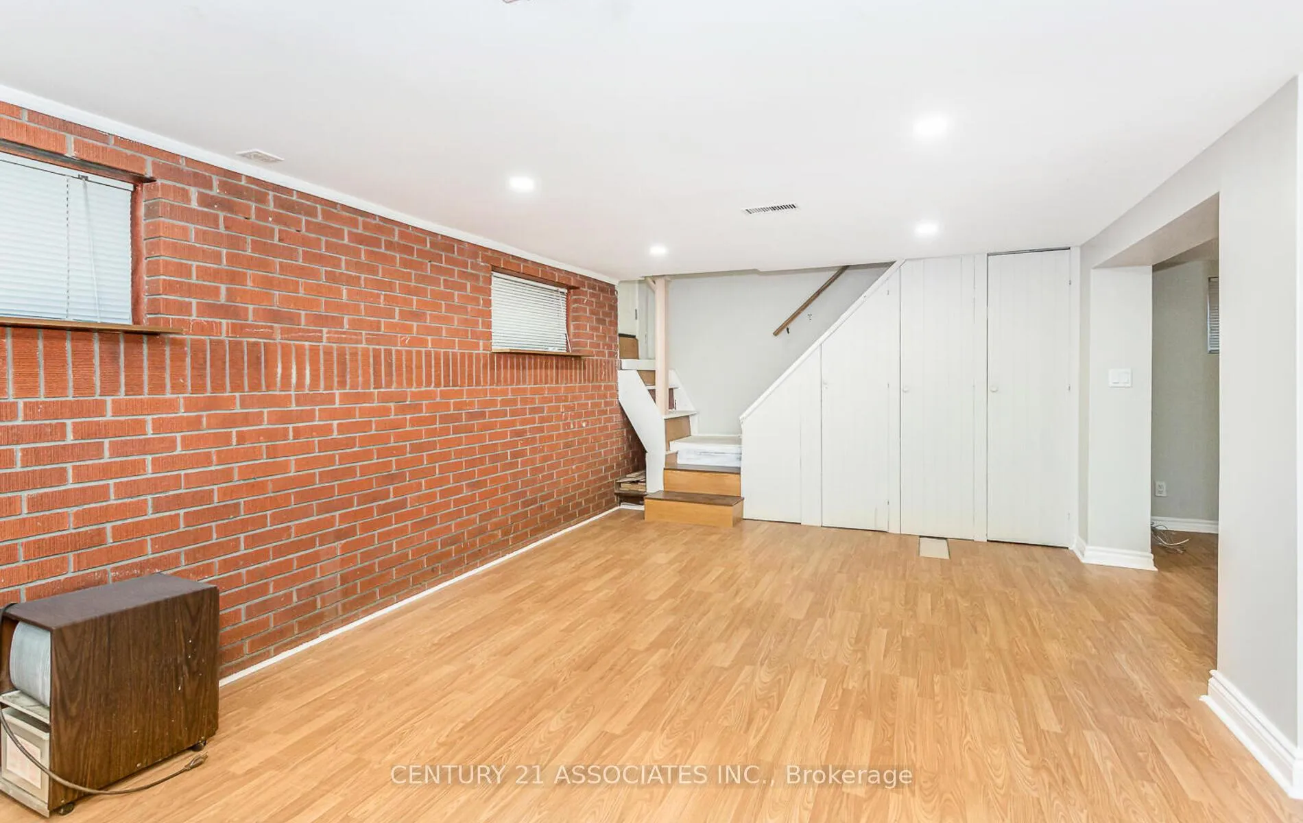 Photo 32 of 1338 Waverly Avenue, Oakville, West — HOMEH