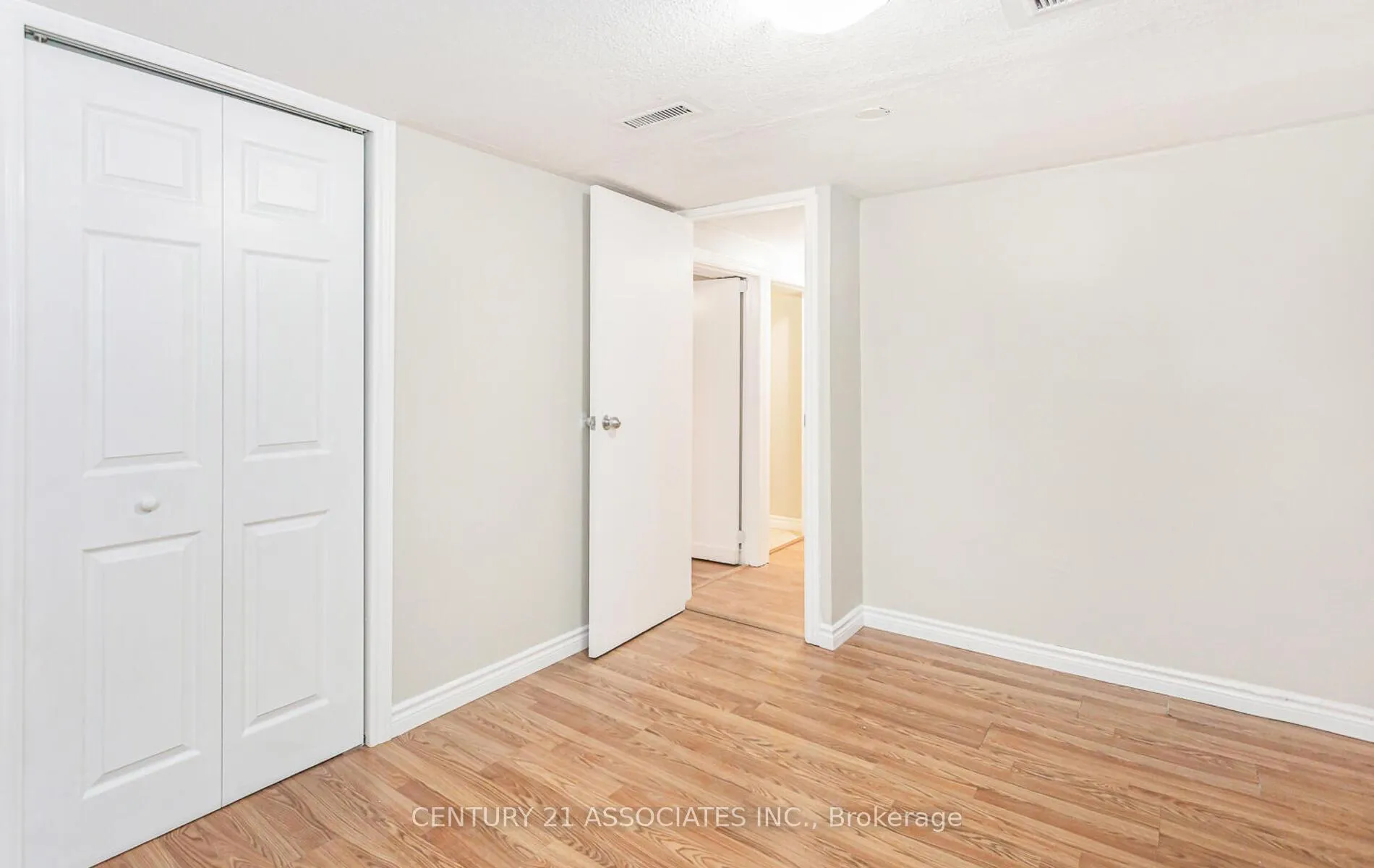 Photo 34 of 1338 Waverly Avenue, Oakville, West — HOMEH