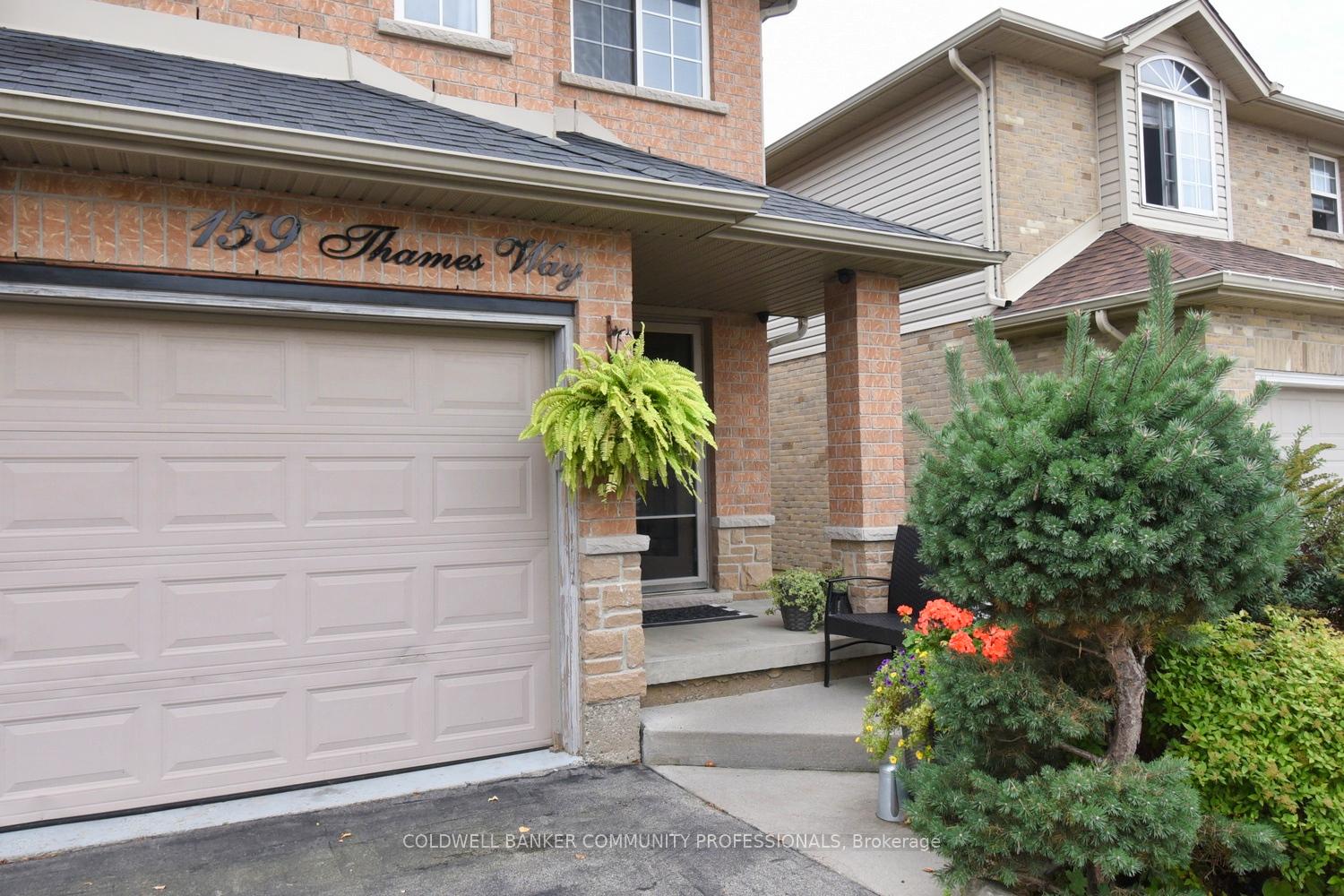 Photo 5 of 159 Thames Way, Hamilton, Mount Hope — HOMEH
