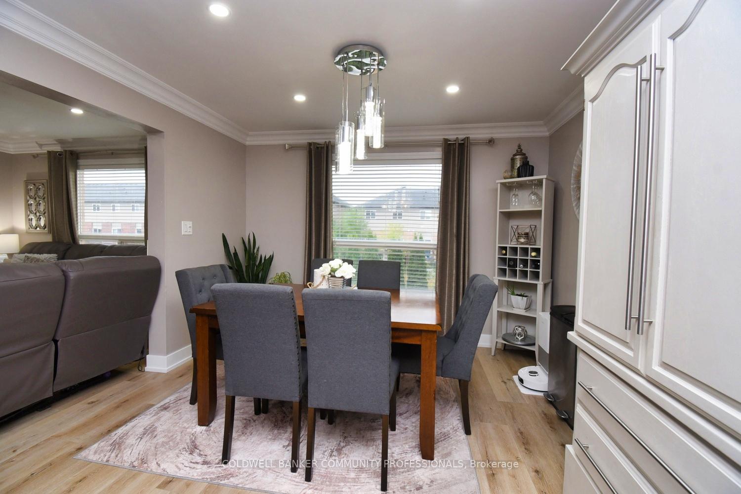 Photo 16 of 159 Thames Way, Hamilton, Mount Hope — HOMEH