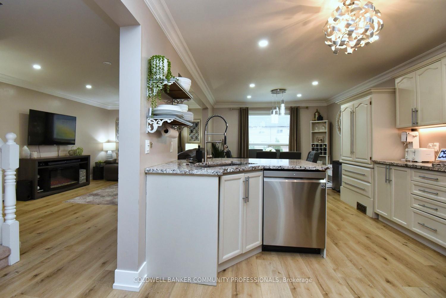 Photo 20 of 159 Thames Way, Hamilton, Mount Hope — HOMEH