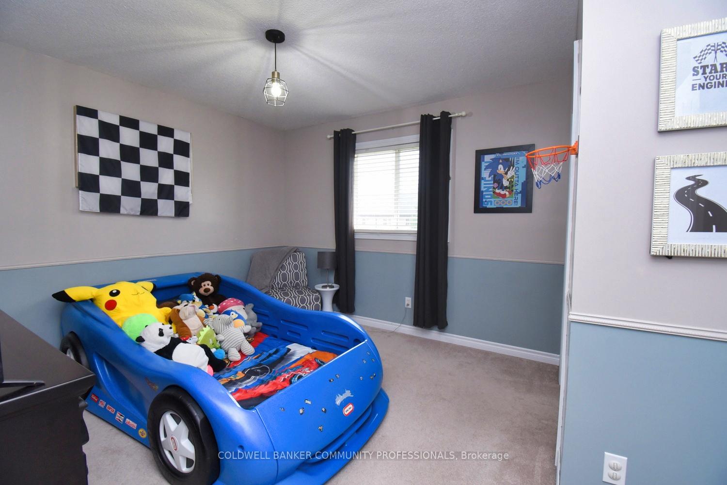 Photo 31 of 159 Thames Way, Hamilton, Mount Hope — HOMEH