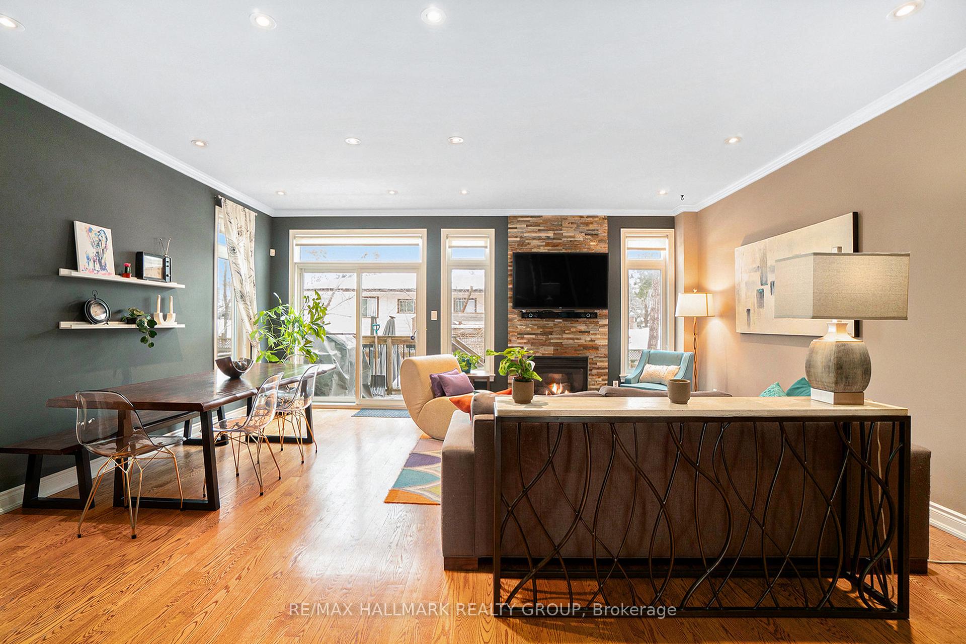 Photo 7 of Unit C, 915 Watson Street, Ottawa, Fairfield Heights — HOMEH