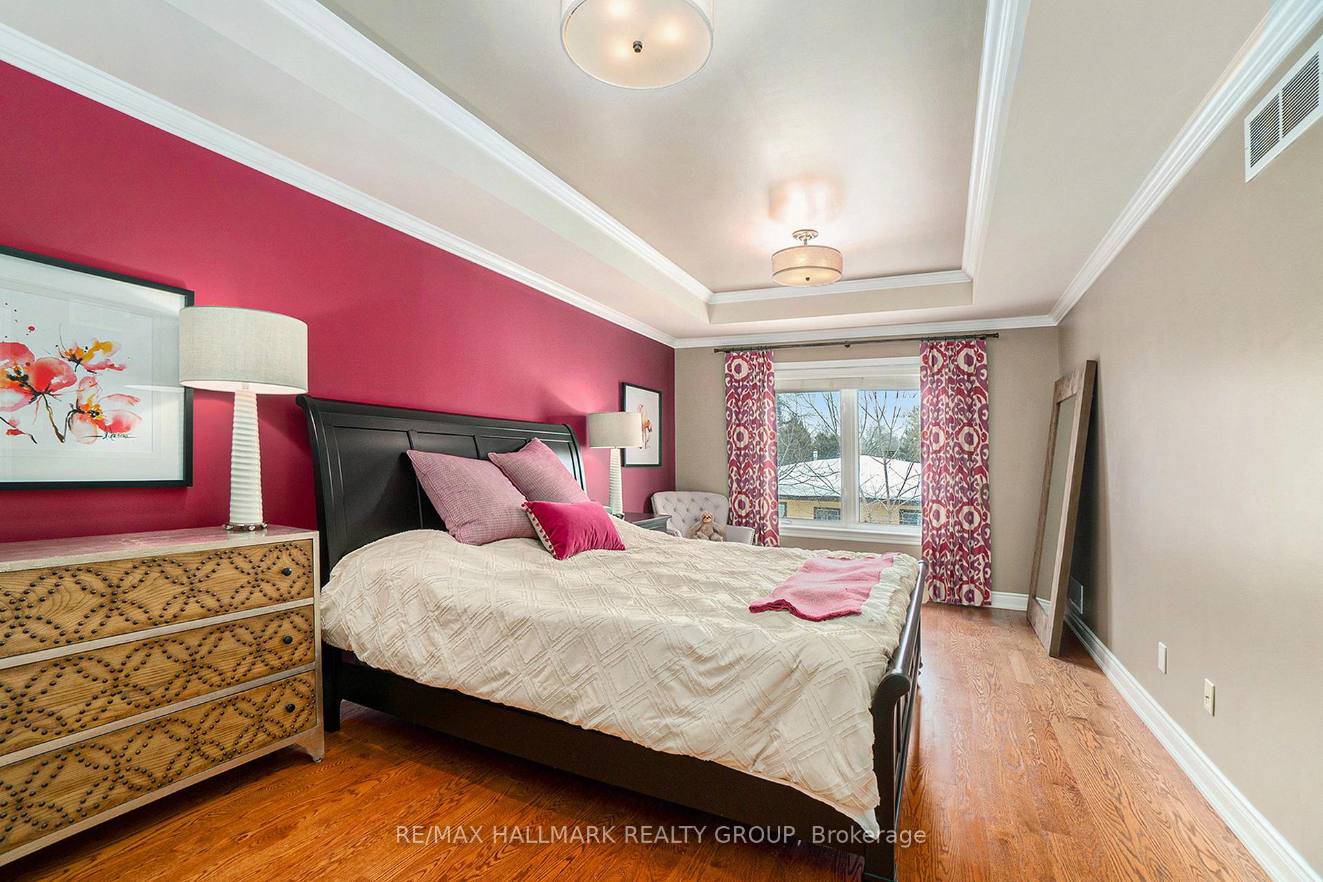 Photo 11 of Unit C, 915 Watson Street, Ottawa, Fairfield Heights — HOMEH