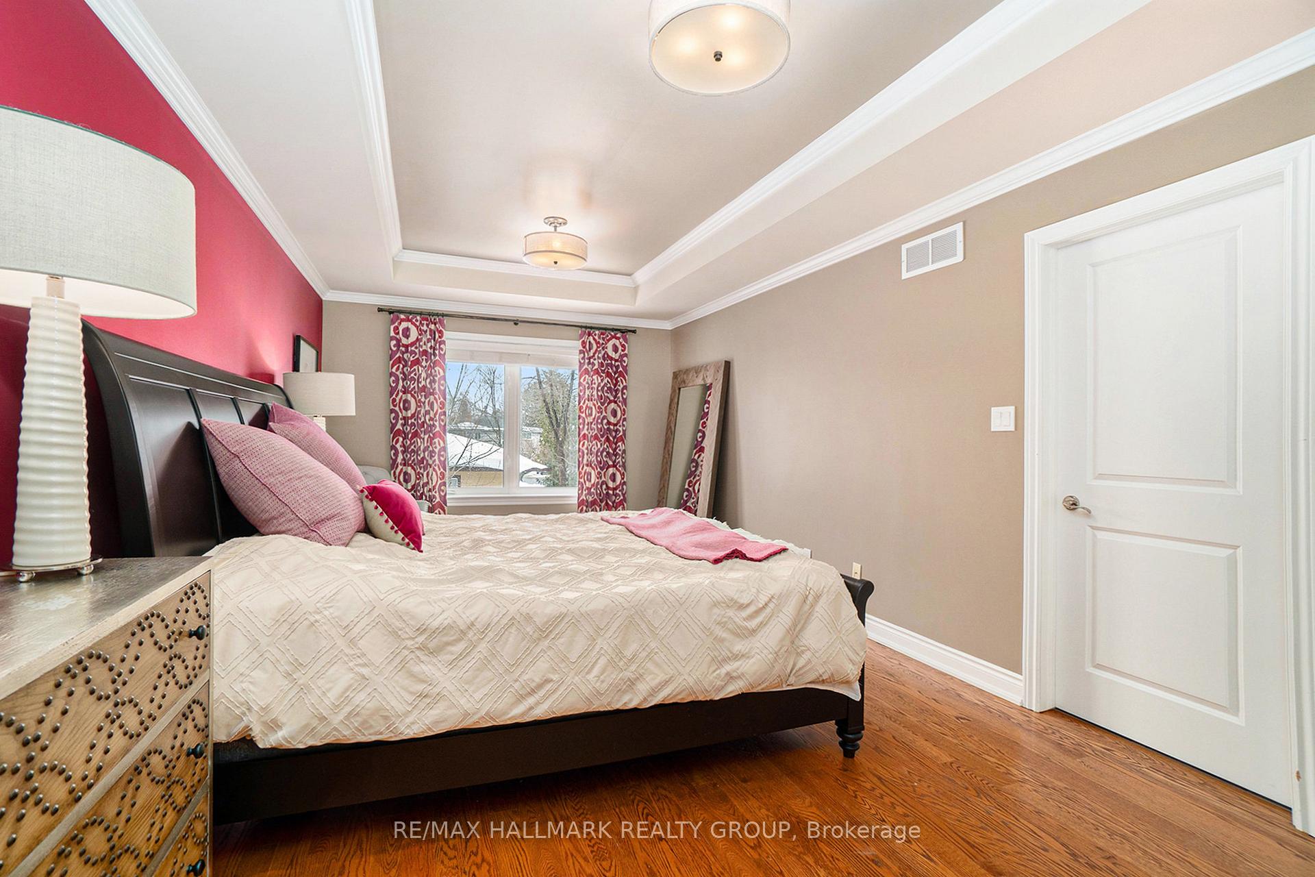 Photo 12 of Unit C, 915 Watson Street, Ottawa, Fairfield Heights — HOMEH
