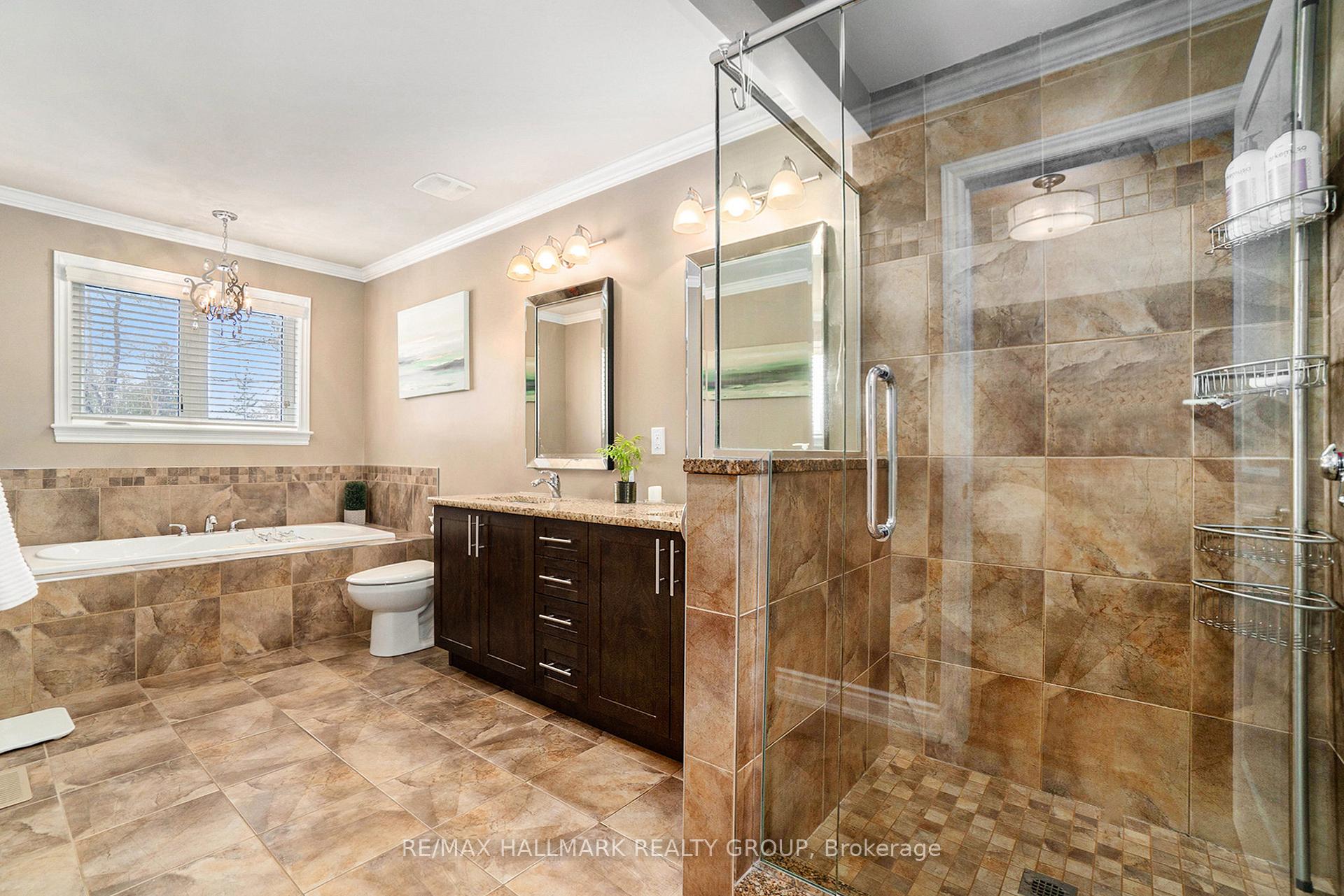 Photo 10 of Unit C, 915 Watson Street, Ottawa, Fairfield Heights — HOMEH