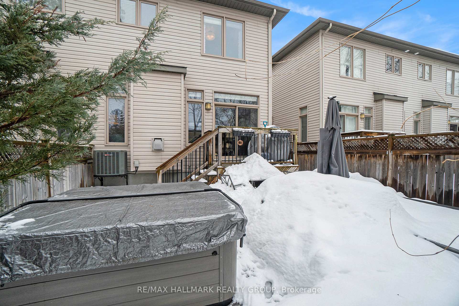 Photo 22 of Unit C, 915 Watson Street, Ottawa, Fairfield Heights — HOMEH