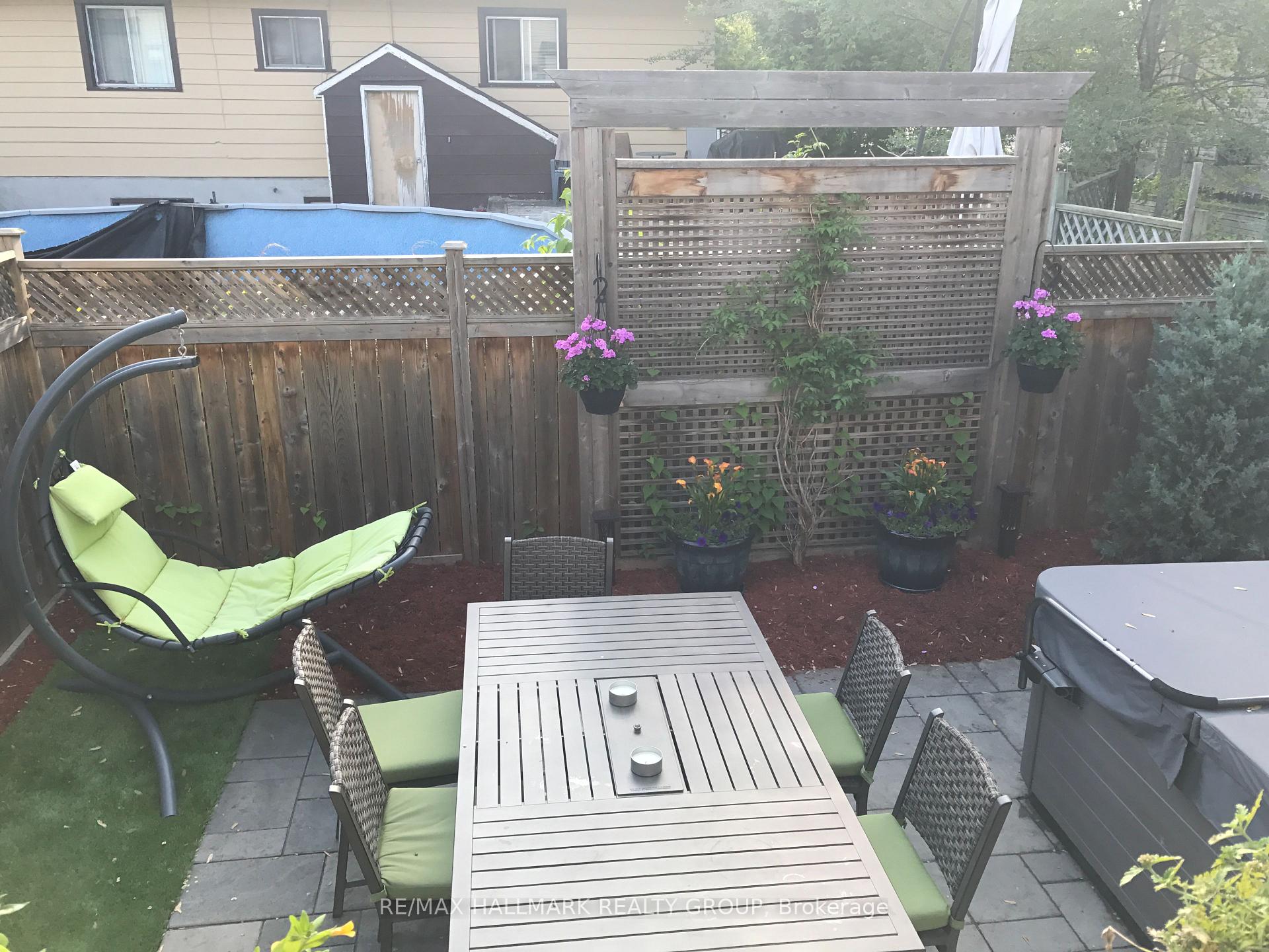 Photo 21 of Unit C, 915 Watson Street, Ottawa, Fairfield Heights — HOMEH