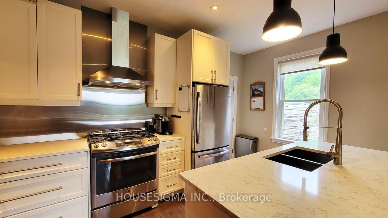 Photo 9 of 287 Waterloo Avenue, Guelph, Junction/Onward Willow — HOMEH