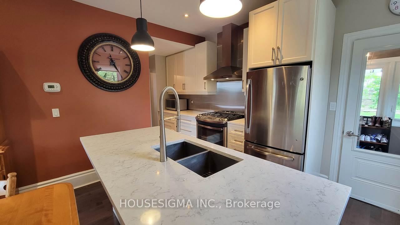 Photo 10 of 287 Waterloo Avenue, Guelph, Junction/Onward Willow — HOMEH