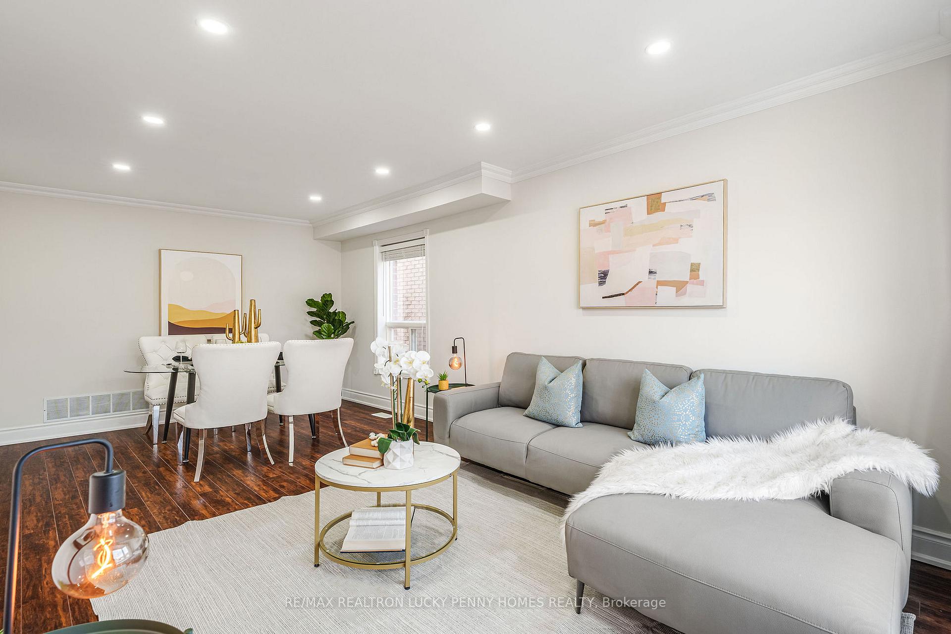Photo 5 of 40 Brecken Drive, Georgina, Keswick South — HOMEH