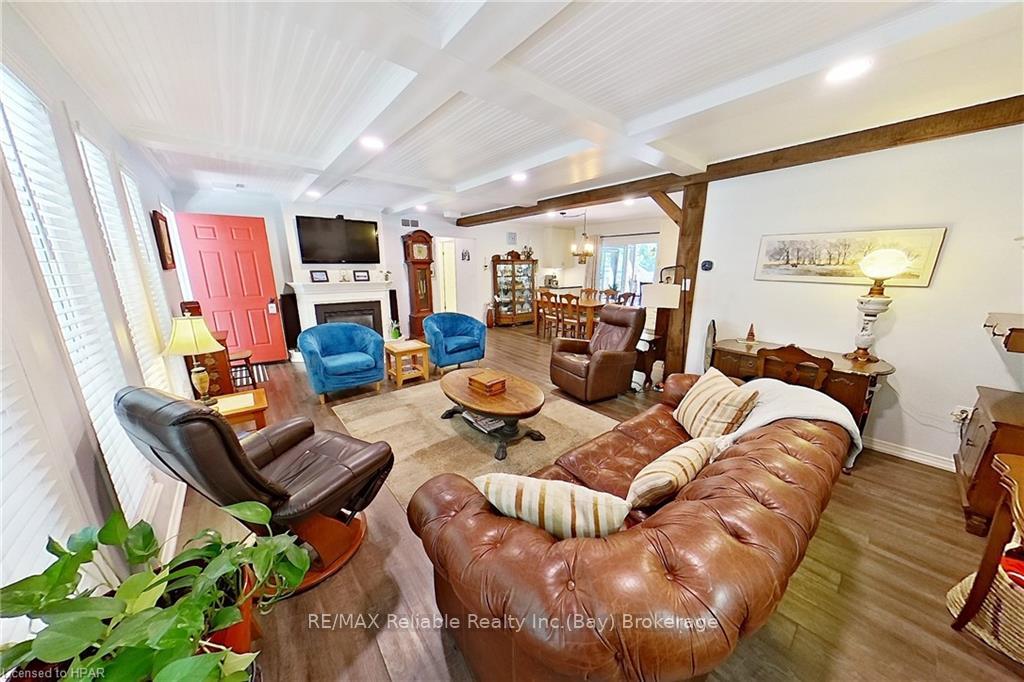 Photo 10 of 77377 Forest Ridge Road, Bluewater, Bayfield — HOMEH