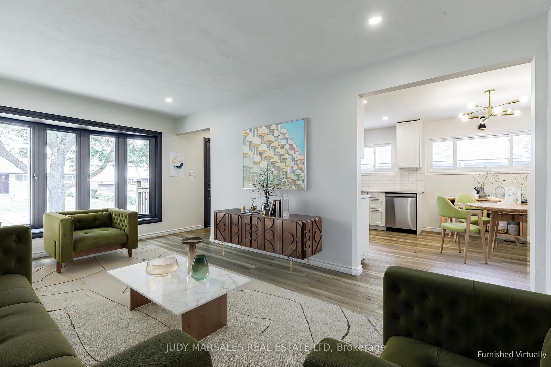 Photo 4 of 20 Burfield Avenue, Hamilton, Huntington — HOMEH