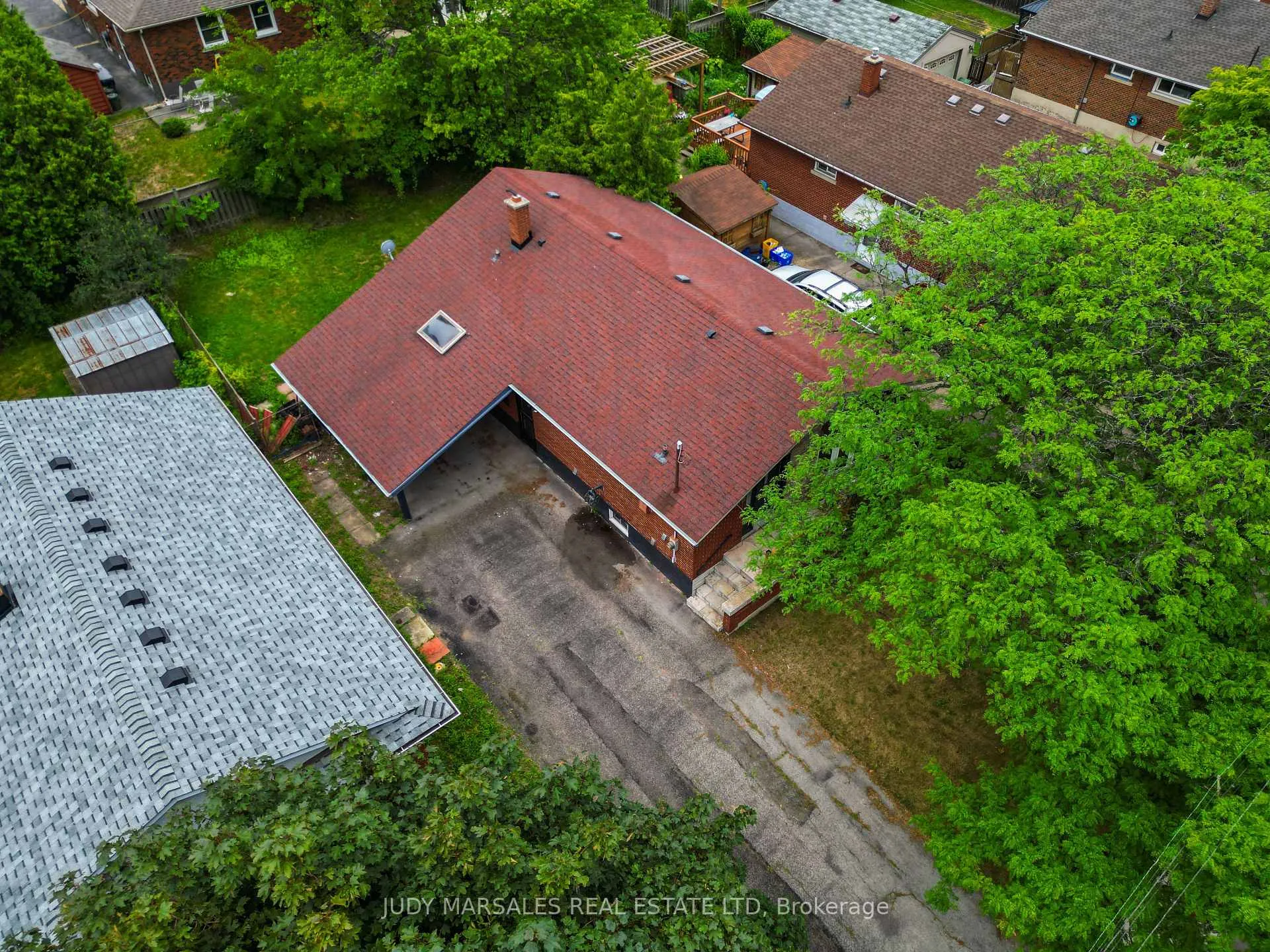 Photo 38 of 20 Burfield Avenue, Hamilton, Huntington — HOMEH