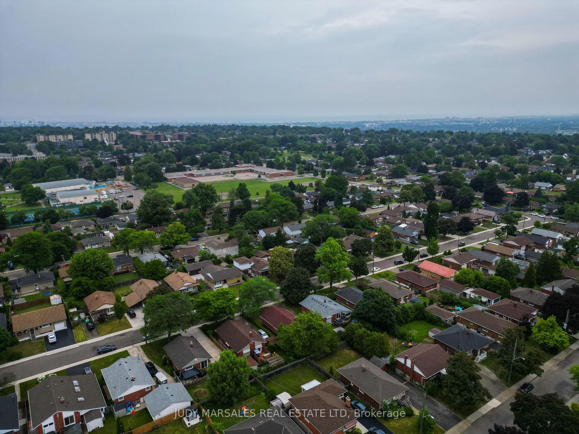 Photo 39 of 20 Burfield Avenue, Hamilton, Huntington — HOMEH