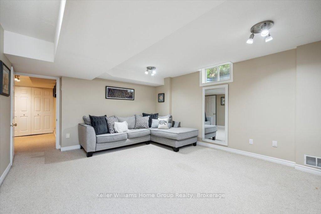 Photo 31 of 28 McCurdy Road, Guelph, Kortright West — HOMEH