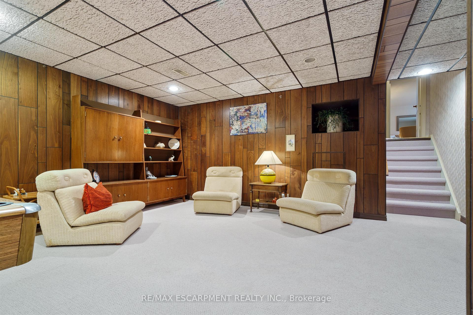 Photo 34 of 2 Walnut Grove, Hamilton, Dundas — HOMEH