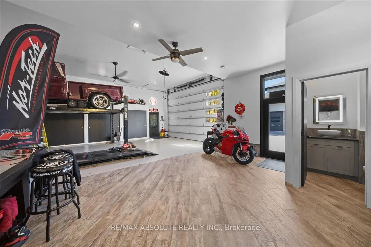 Photo 3 of 131 Cherryhill Drive, Ottawa, Huntley Ward (South East) — HOMEH