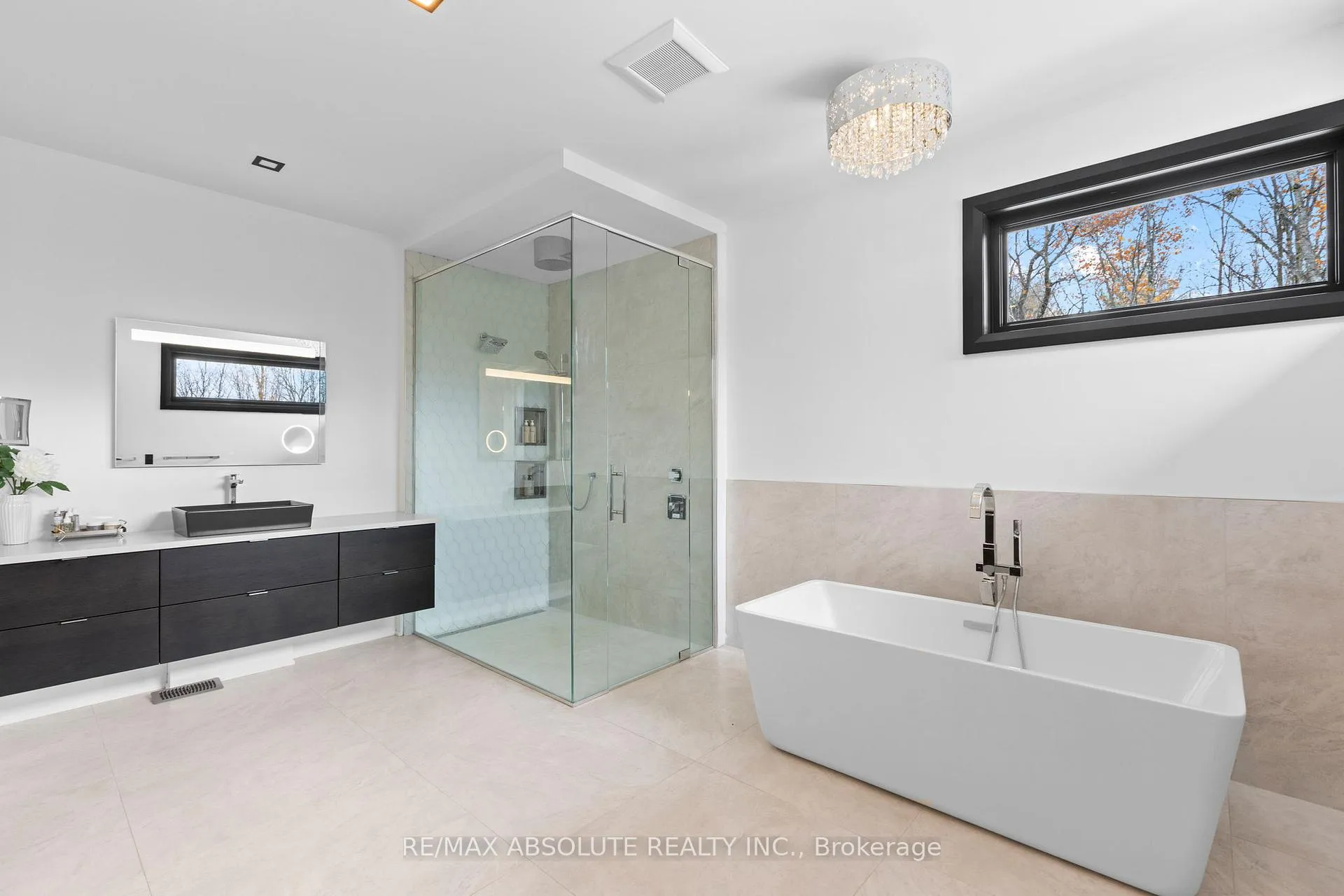 Photo 18 of 131 Cherryhill Drive, Ottawa, Huntley Ward (South East) — HOMEH